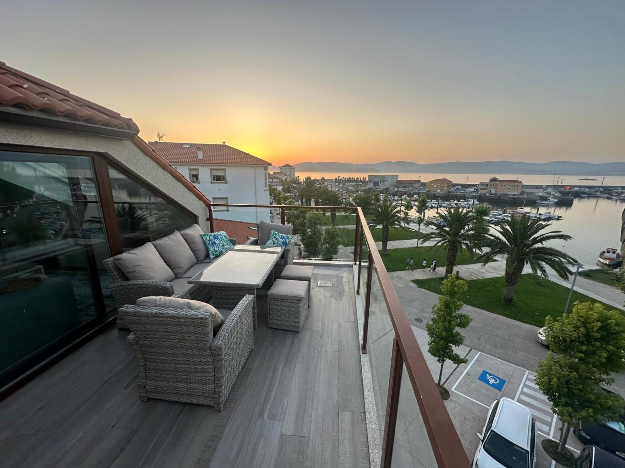 Atico Mirando O Mar Apartment Porto do Son Ngoại thất bức ảnh