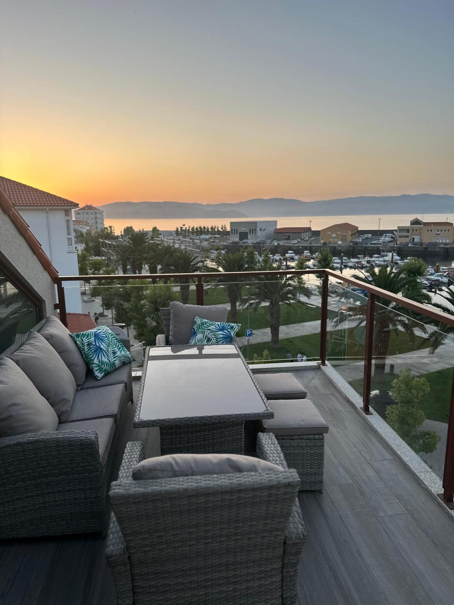 Atico Mirando O Mar Apartment Porto do Son Ngoại thất bức ảnh
