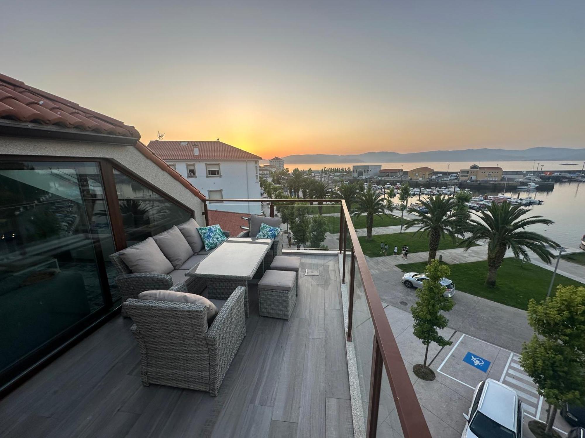 Atico Mirando O Mar Apartment Porto do Son Ngoại thất bức ảnh