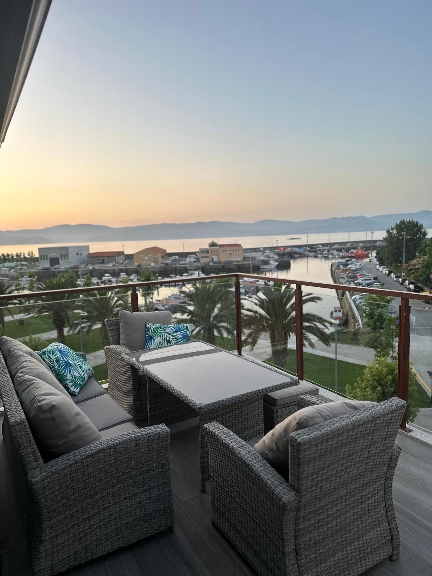 Atico Mirando O Mar Apartment Porto do Son Ngoại thất bức ảnh